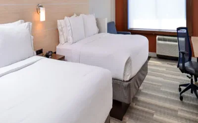 Photo 3 - Holiday Inn Express & Suites Southgate - Detroit Area by IHG