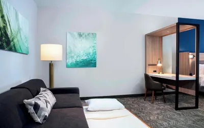 Photo 4 - SpringHill Suites by Marriott Miami Doral