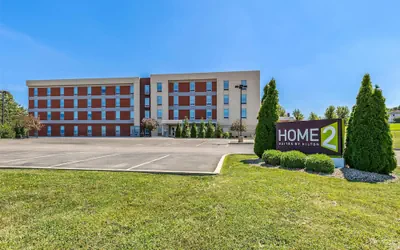 Photo 2 - Home2 Suites by Hilton Youngstown West/Austintown