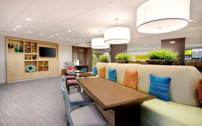 Photo 3 - Home2 Suites by Hilton Chicago/Schaumburg, IL