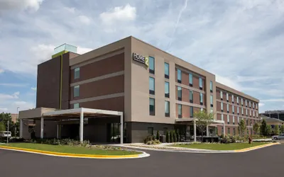 Photo 2 - Home2 Suites by Hilton Chicago/Schaumburg, IL