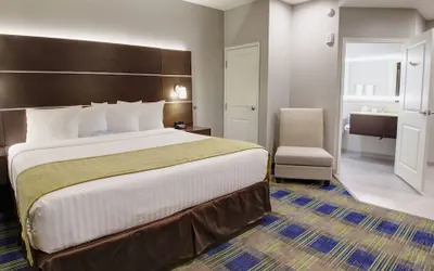 Photo 5 - Days Inn & Suites by Wyndham Port Arthur