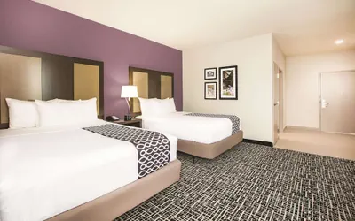 Photo 5 - La Quinta Inn & Suites by Wyndham Dallas Plano - The Colony