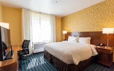 Photo 4 - Fairfield Inn & Suites by Marriott Bay City