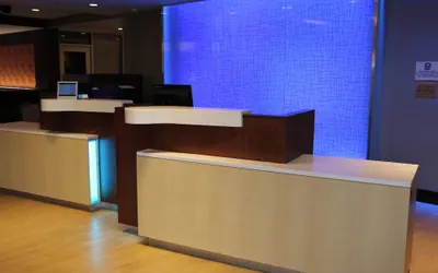Photo 3 - Fairfield Inn & Suites by Marriott Bowling Green