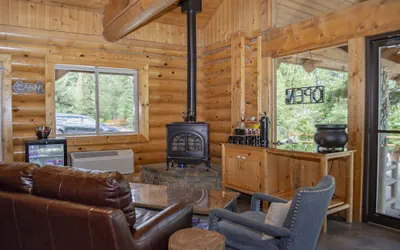 Photo 5 - Bonners Ferry Log Inn