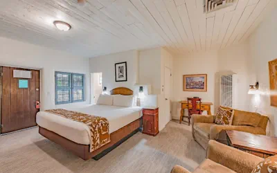 Photo 3 - The Historic Taos Inn
