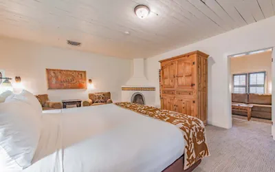 Photo 4 - The Historic Taos Inn