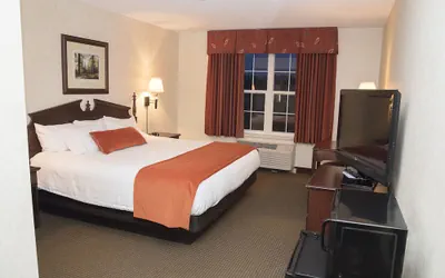 Photo 5 - Grand Hinckley Inn