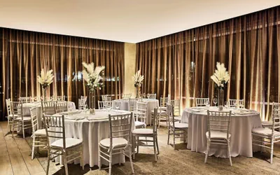 Photo 4 - AC Hotel Irvine