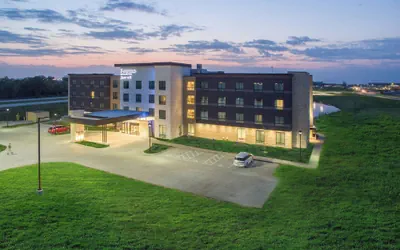 Photo 2 - Fairfield Inn & Suites Des Moines Altoona
