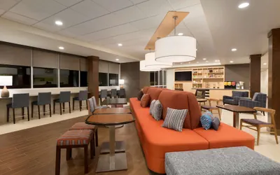 Photo 3 - Home2 Suites by Hilton Glendale - Westgate