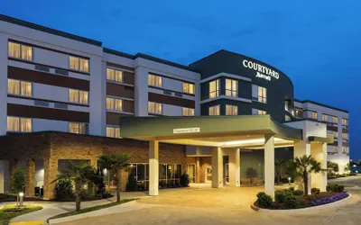 Photo 2 - Courtyard by Marriott Ruston