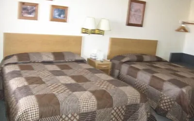 Photo 2 - Little Bear Motel