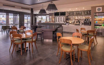 Photo 2 - Courtyard by Marriott Temecula Murrieta