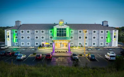Photo 2 - Studio Z, an Ascend Collection Hotel