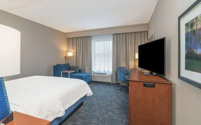 Photo 5 - Hampton Inn & Suites Newburgh Stewart Airport