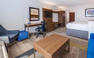 Photo 5 - Holiday Inn Express & Suites Rice Lake by IHG