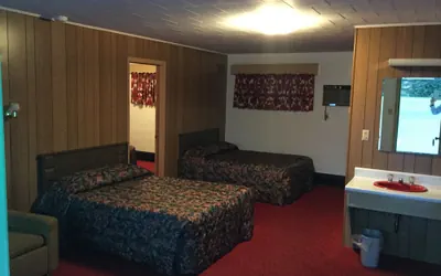 Photo 5 - Cedars Motel