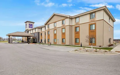 Photo 2 - Sleep Inn & Suites West-Near Medical Center