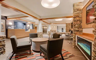 Photo 3 - Microtel Inn & Suites by Wyndham Clarion