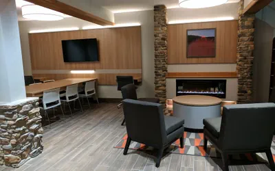 Photo 4 - Microtel Inn & Suites by Wyndham Clarion