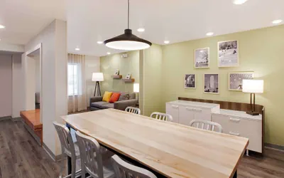 Photo 4 - WoodSpring Suites Plano - North Dallas