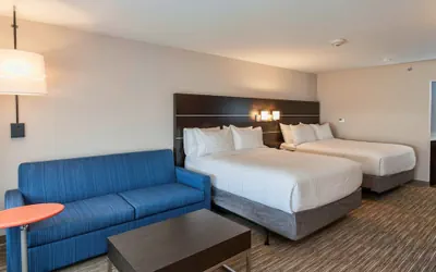Photo 3 - Holiday Inn Express & Suites Dodge City by IHG