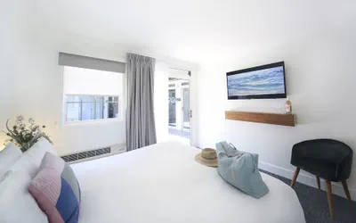 Photo 5 - Bellanca Hotel