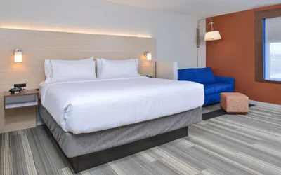 Photo 3 - Holiday Inn Express & Suites Brighton South - US 23 by IHG