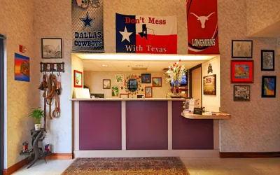 Photo 4 - Texas Inn Harlingen