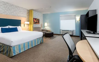 Photo 5 - Home2 Suites by Hilton Ft. Lauderdale Airport-Cruise Port