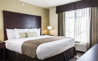 Photo 5 - Cobblestone Hotel & Suites – Stevens Point