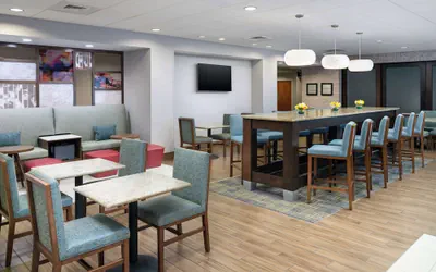 Photo 5 - Hampton Inn by Hilton Plant City