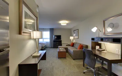 Photo 5 - Staybridge Suites Madison - Fitchburg by IHG