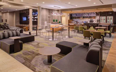 Photo 2 - Courtyard by Marriott St. Louis Chesterfield