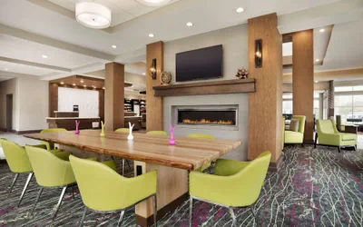 Photo 5 - Hilton Garden Inn Houston-Baytown