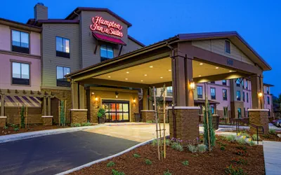 Photo 2 - Hampton Inn & Suites Buellton/Santa Ynez Valley