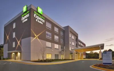 Photo 2 - Holiday Inn Express & Suites South Hill by IHG
