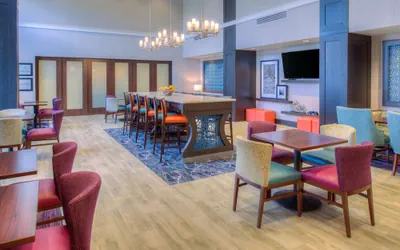 Photo 4 - Hampton Inn & Suites Wixom