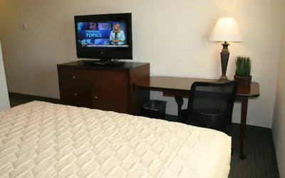 Photo 5 - Affordable Suites Mooresville LakeNorman