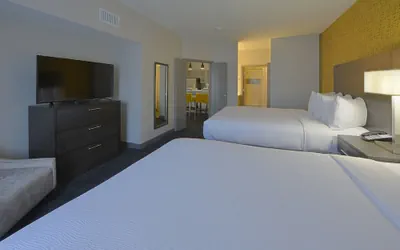 Photo 3 - Staybridge Suites Little Rock - Medical Center by IHG