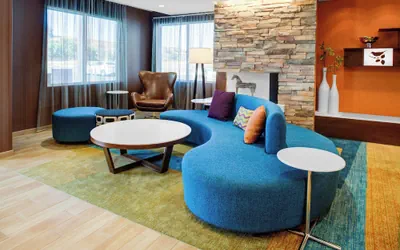 Photo 2 - Fairfield Inn & Suites by Marriott Hollister