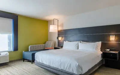 Photo 3 - Holiday Inn Express & Suites Atchison by IHG