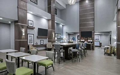 Photo 3 - Hampton Inn & Suites by Hilton Portland Corpus Christi