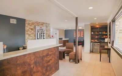 Photo 4 - OYO Hotel McAllen Airport South