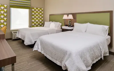 Photo 5 - Hampton Inn Omaha Airport