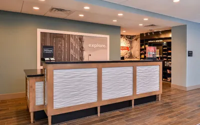Photo 3 - Hampton Inn Omaha Airport