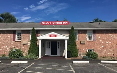 Photo 2 - Wickford Motor Inn