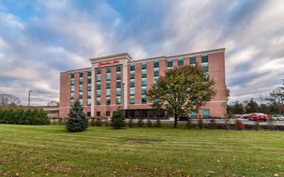 Photo 2 - Hampton Inn Norwich